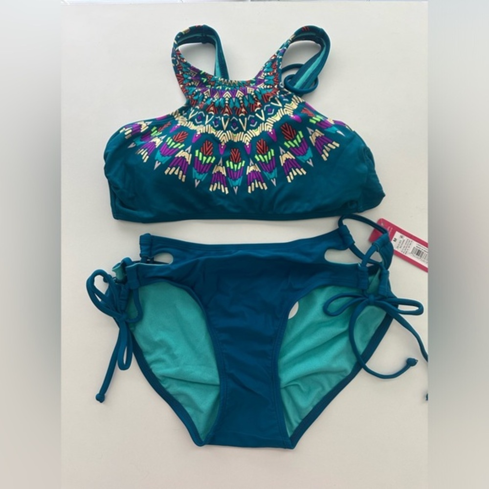 Xhilaration Swimsuit Set